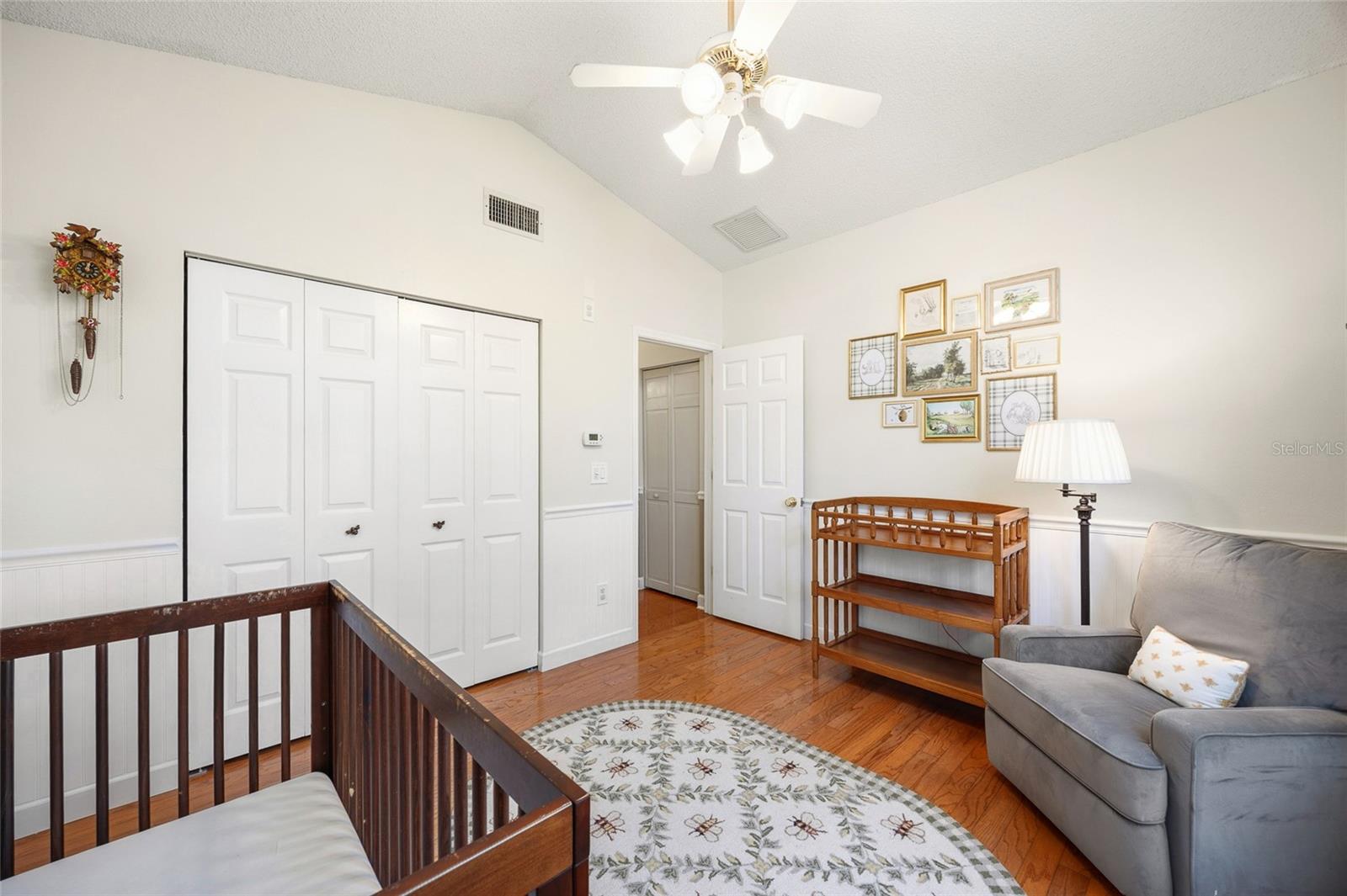 Image 32 of 47 For 3570 Deer Run S