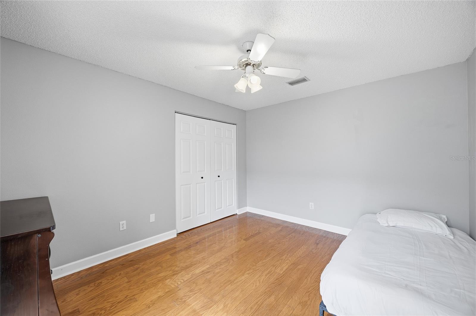 Image 34 of 47 For 3570 Deer Run S