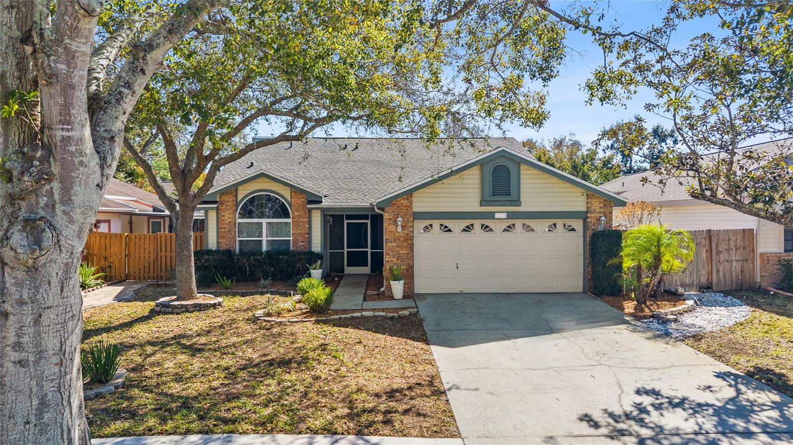 Image 6 of 47 For 3570 Deer Run S