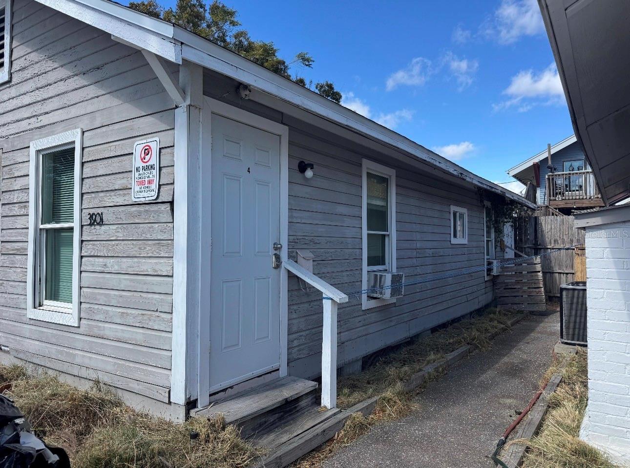 Details for 3901 6th Street S 4, ST PETERSBURG, FL 33705