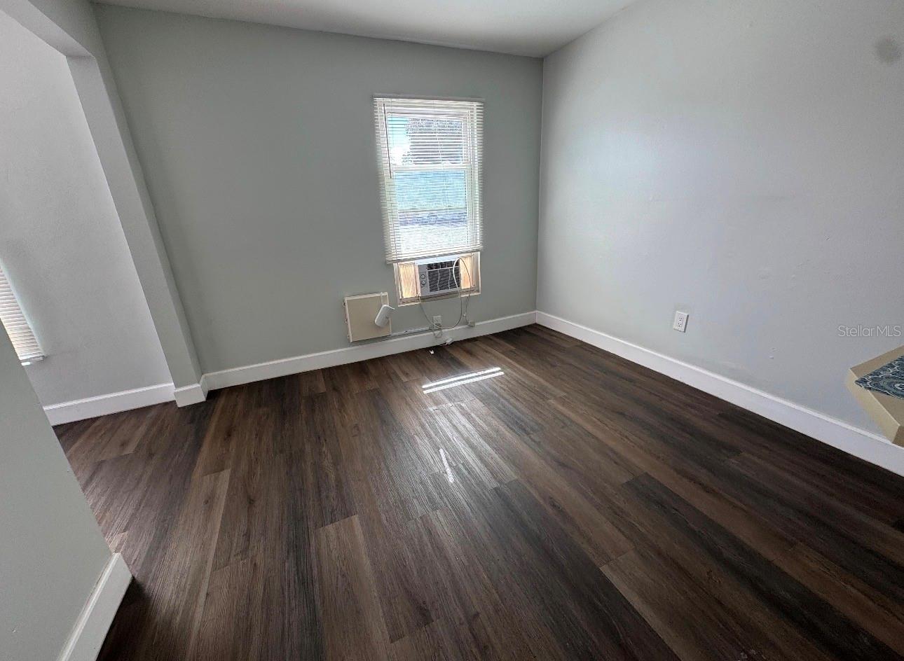 Image 7 of 16 For 3901 6th Street S 4