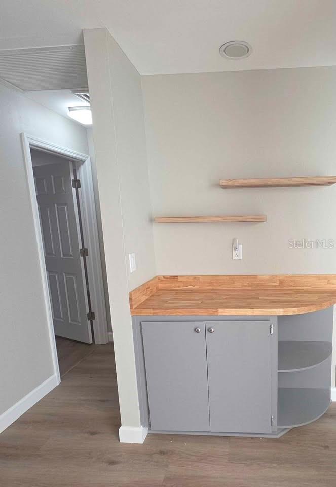 Image 10 of 31 For 11337 Versailles Lane