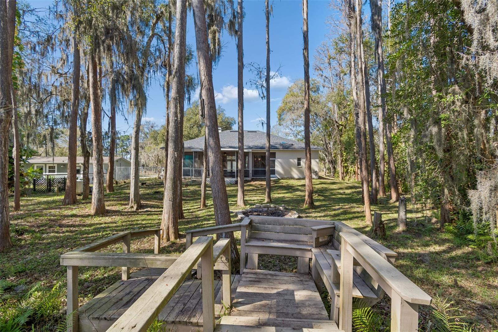 Listing photo id 17 for 6070 Drexel Road