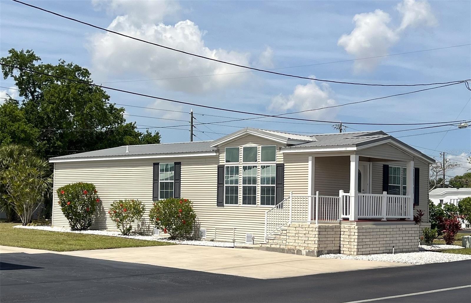 Details for 7316 Americana Drive Ne 146, ST PETERSBURG, FL 33702