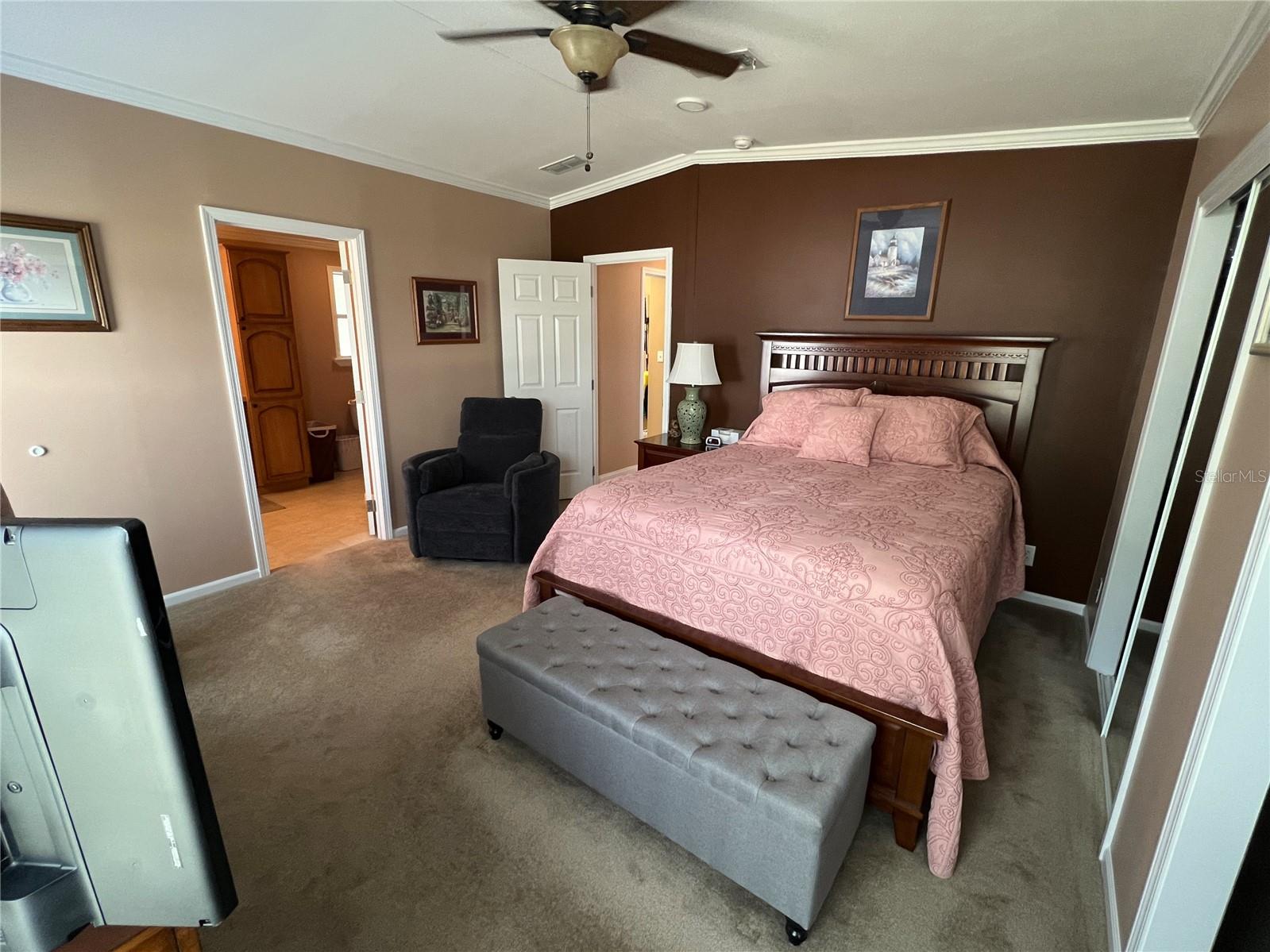 Image 17 of 35 For 7316 Americana Drive Ne 146