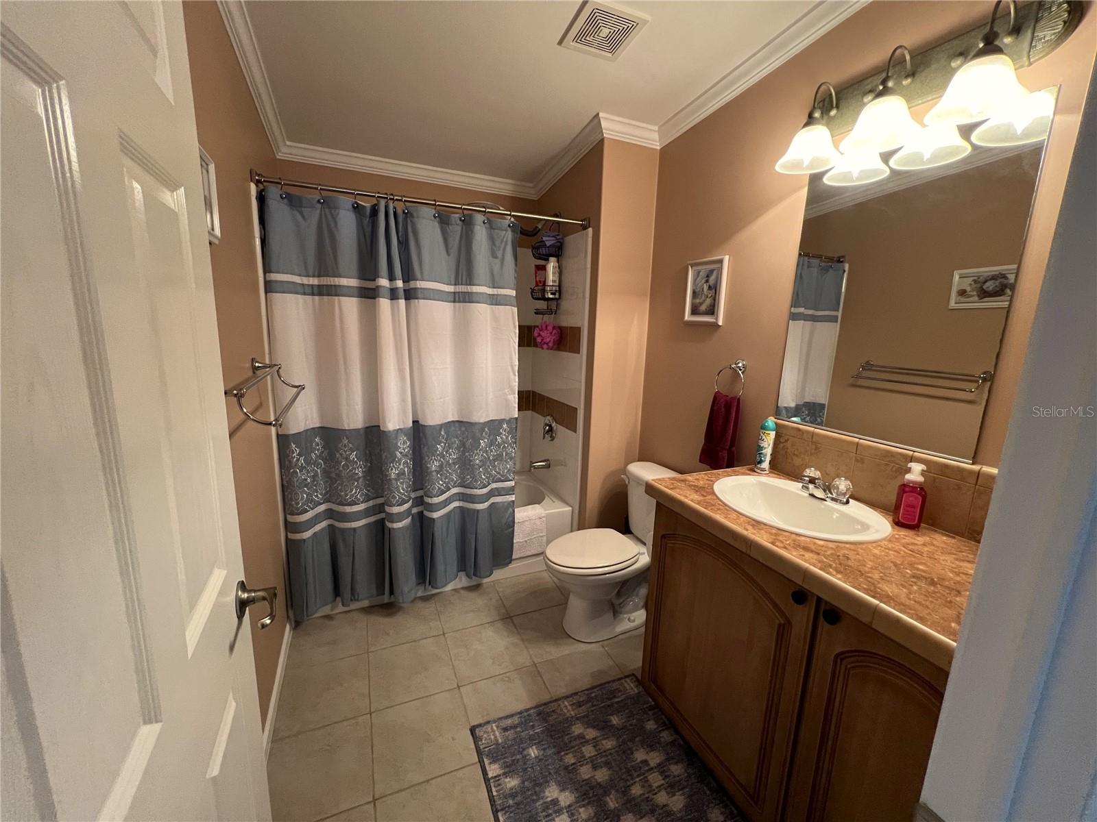 Image 21 of 35 For 7316 Americana Drive Ne 146