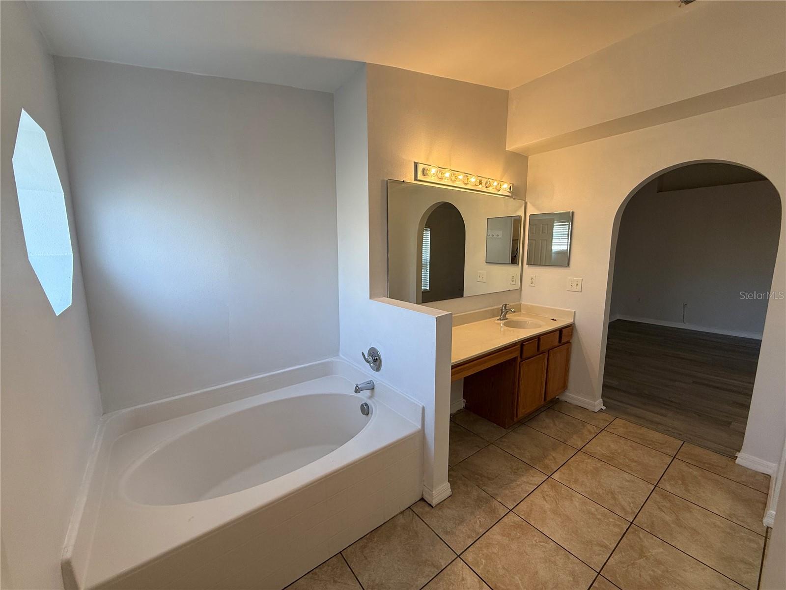 Image 12 of 26 For 10455 Fly Fishing Street