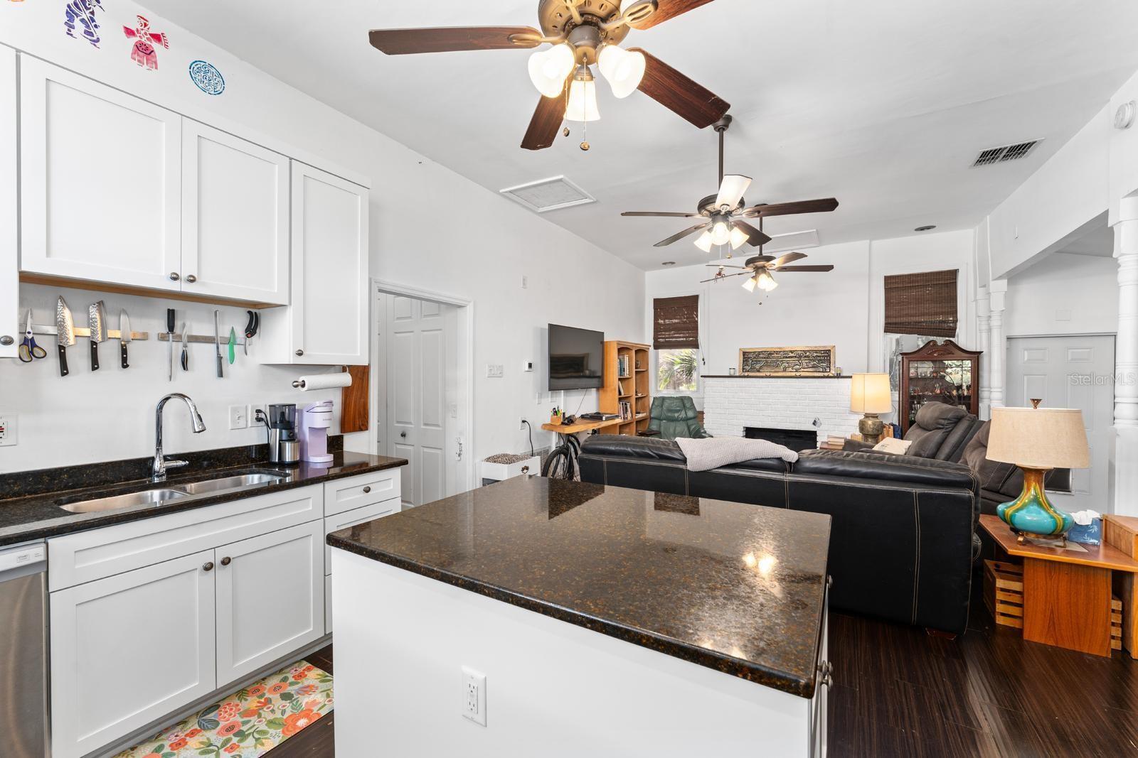 Image 12 of 39 For 2027 16th Street N