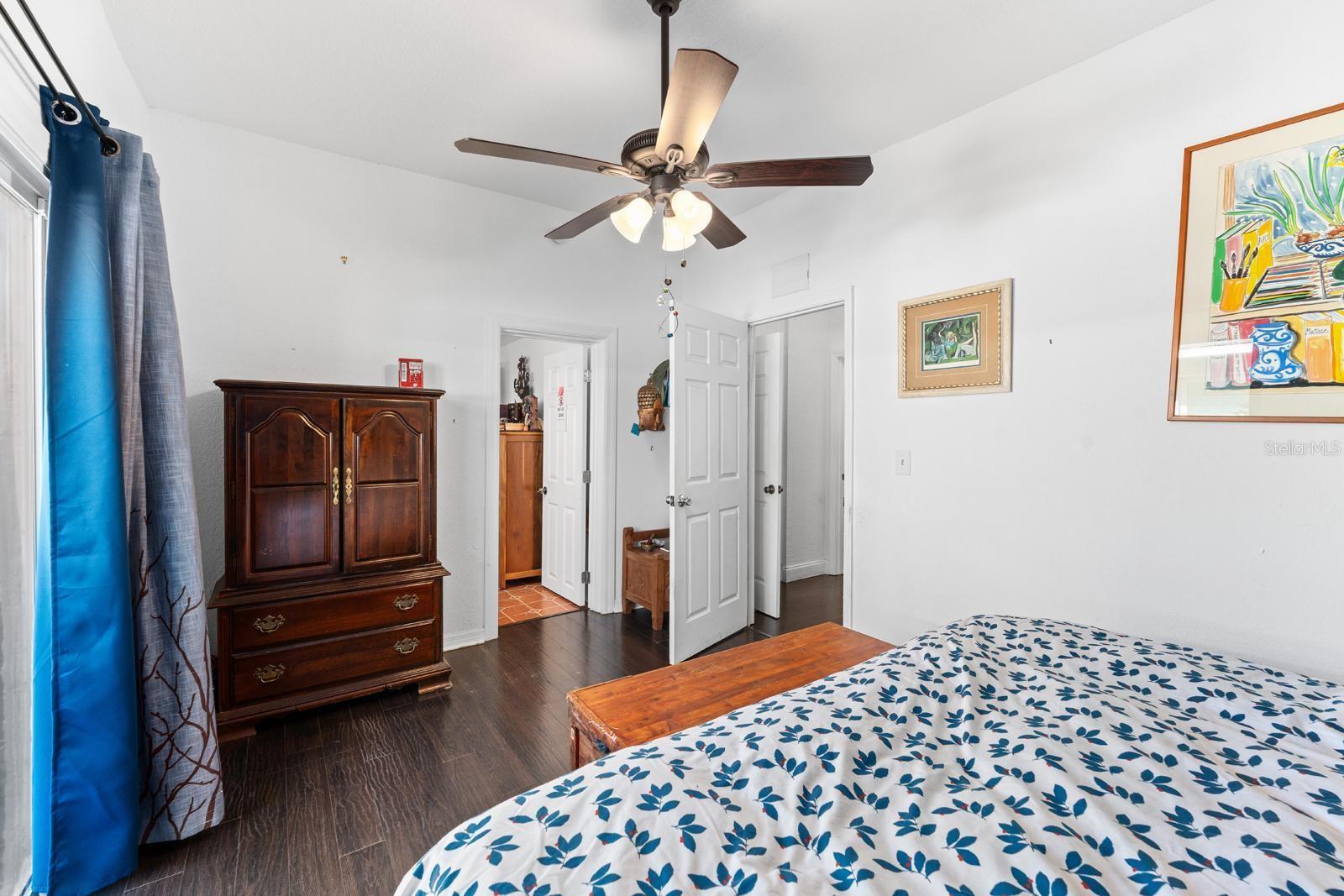 Image 15 of 39 For 2027 16th Street N