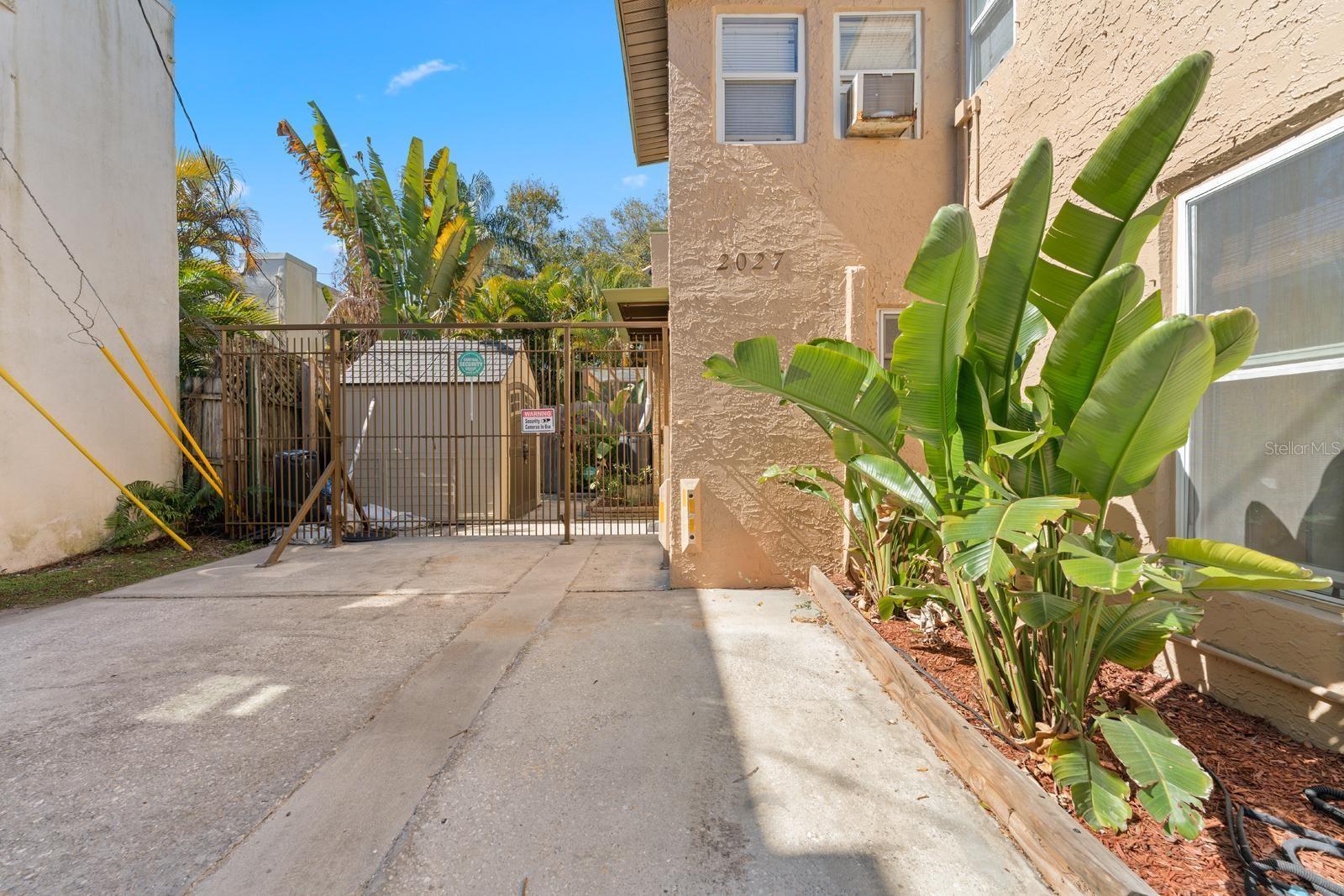 Image 35 of 39 For 2027 16th Street N