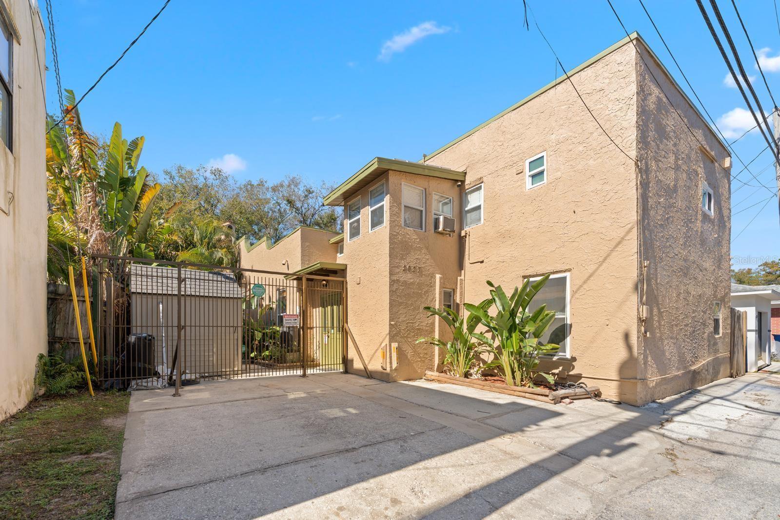 Image 36 of 39 For 2027 16th Street N