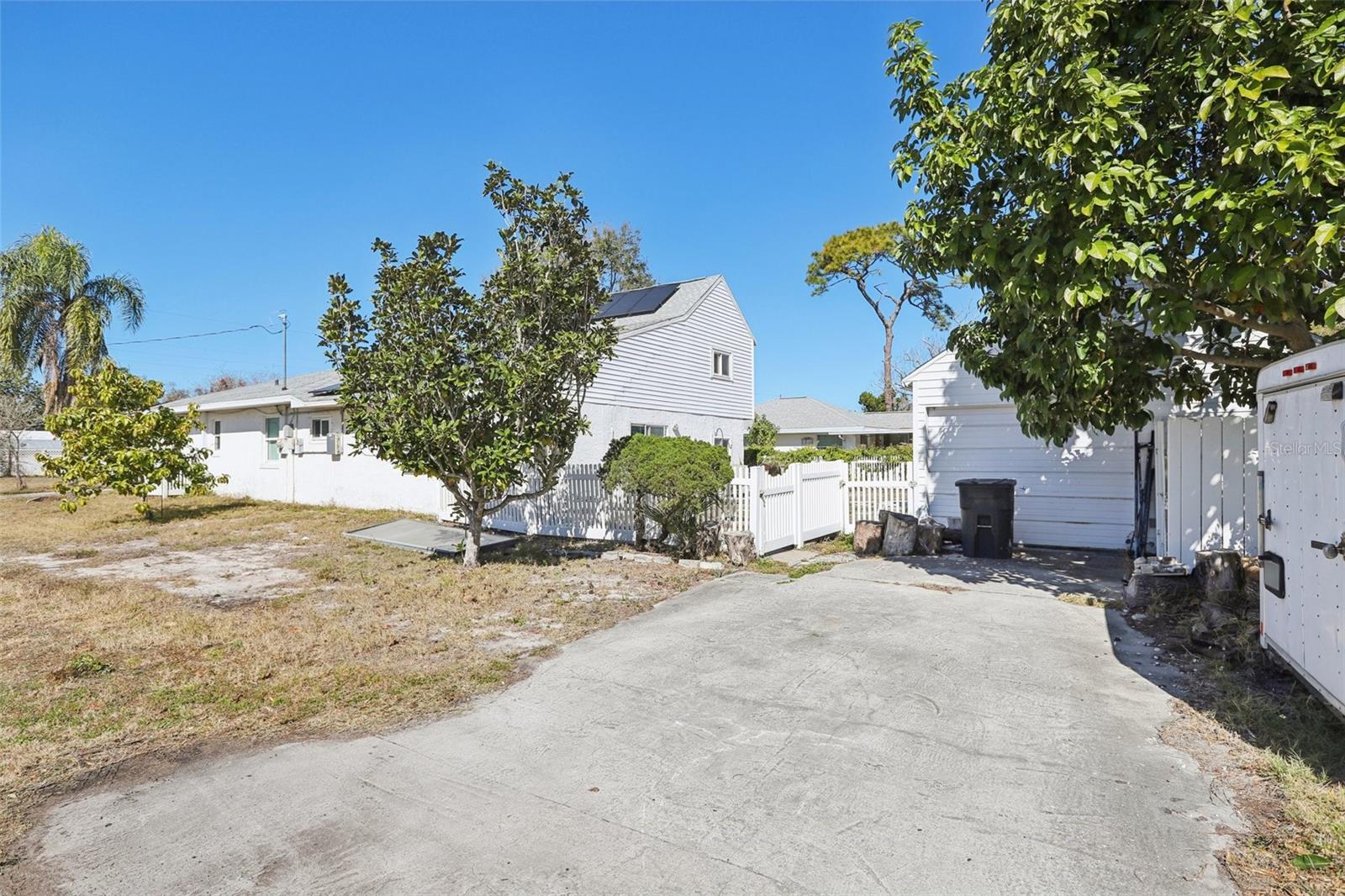 Image 28 of 32 For 5816 Van Buren Street