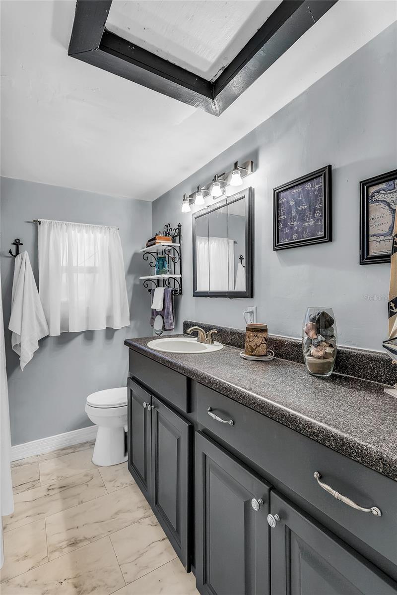 Image 11 of 21 For 11408 Huggins Street