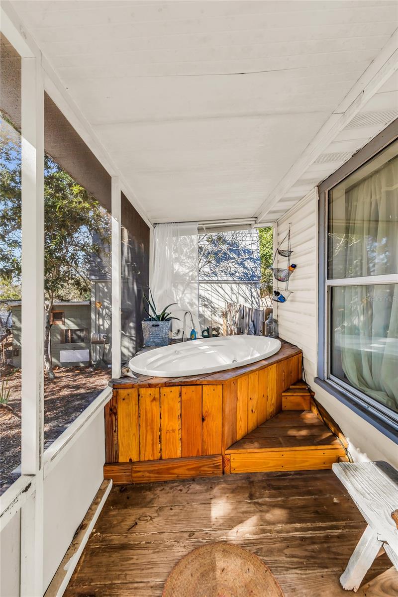 Image 13 of 21 For 11408 Huggins Street