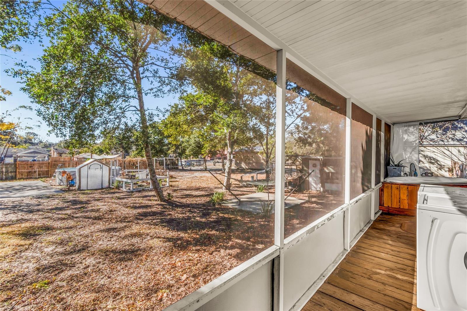 Image 14 of 21 For 11408 Huggins Street