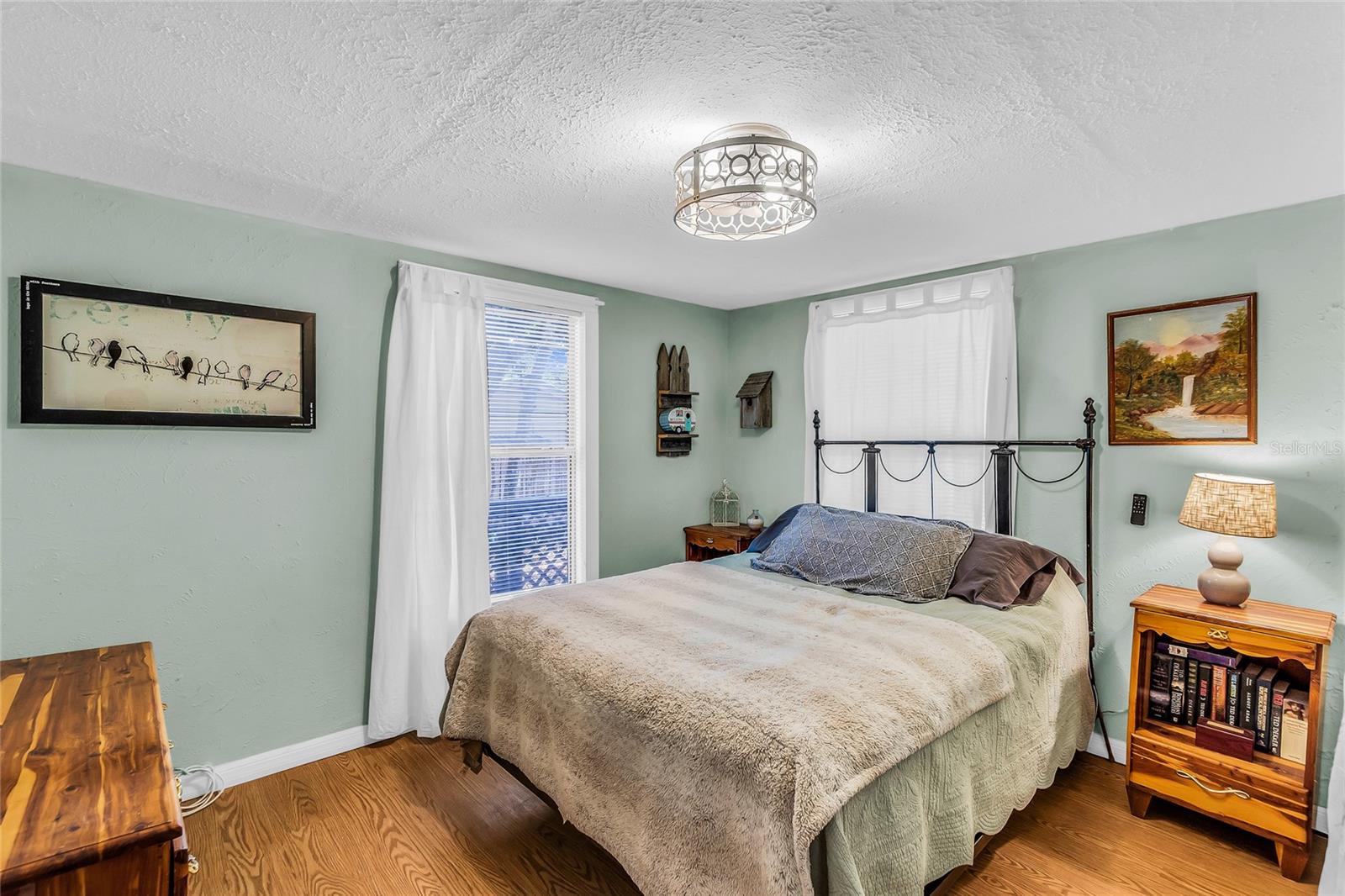 Image 8 of 21 For 11408 Huggins Street