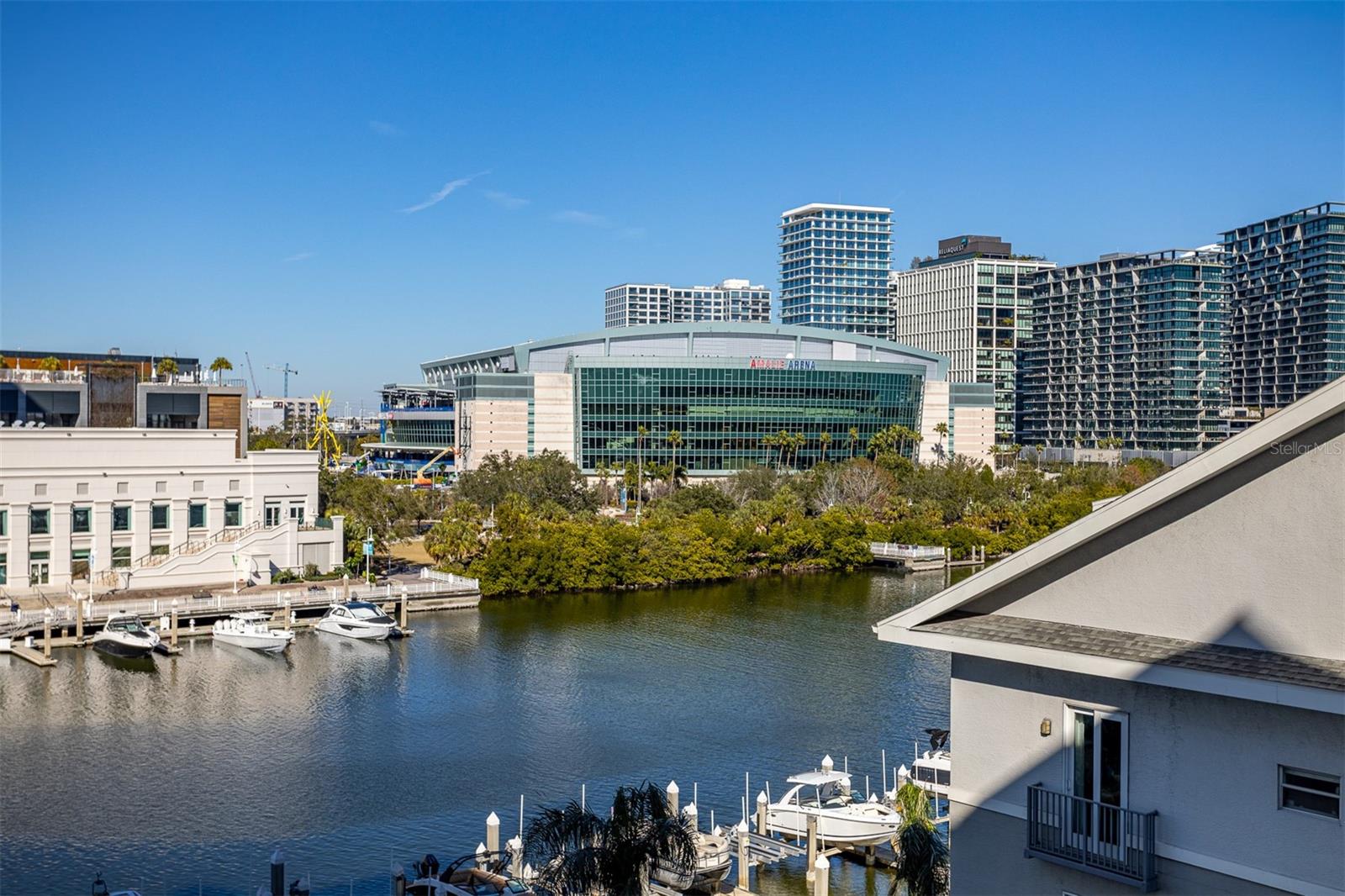 Image 21 of 39 For 700 Harbour Island Boulevard 532