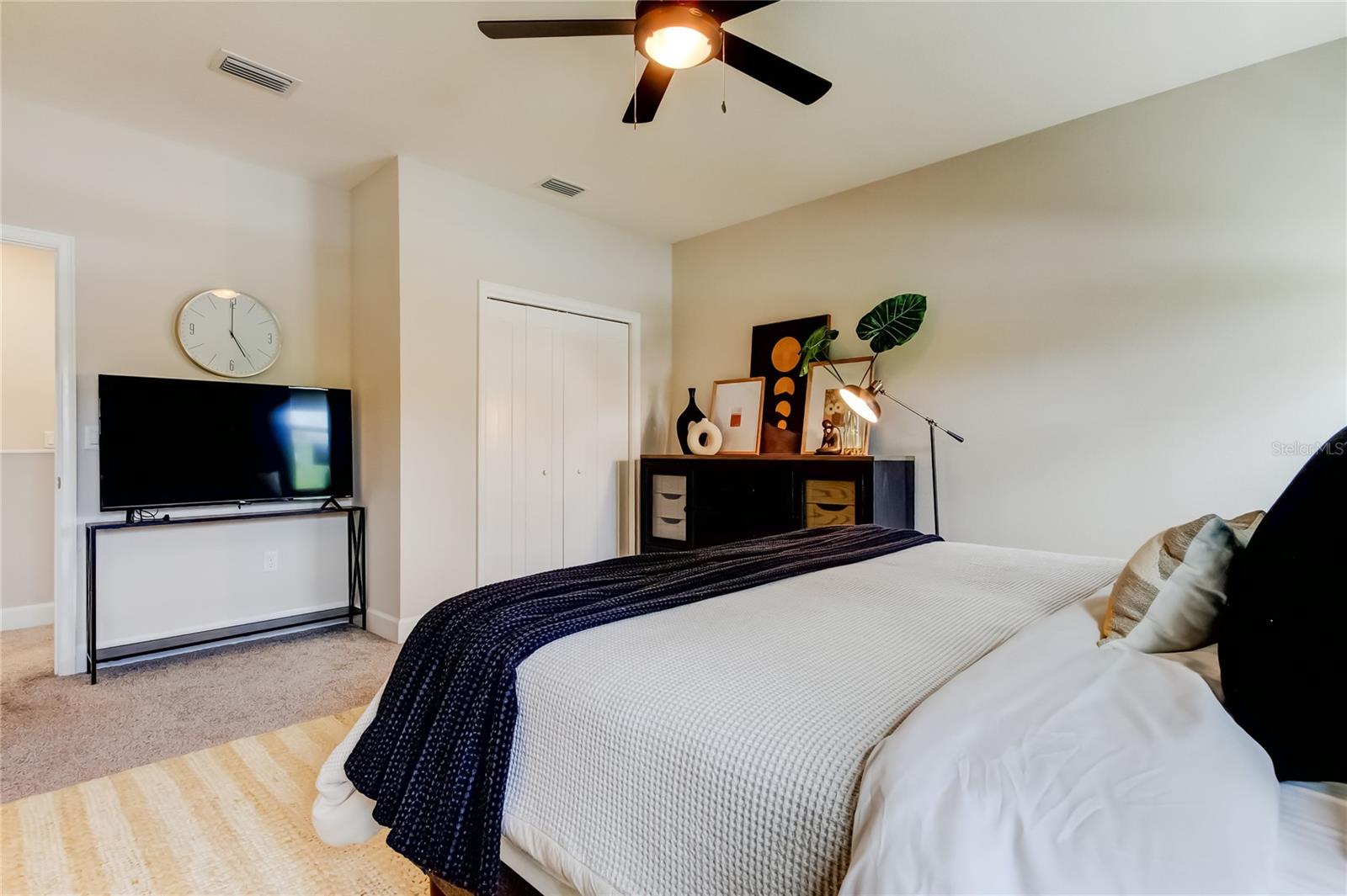 Image 20 of 30 For 204 Manhattan Avenue 1