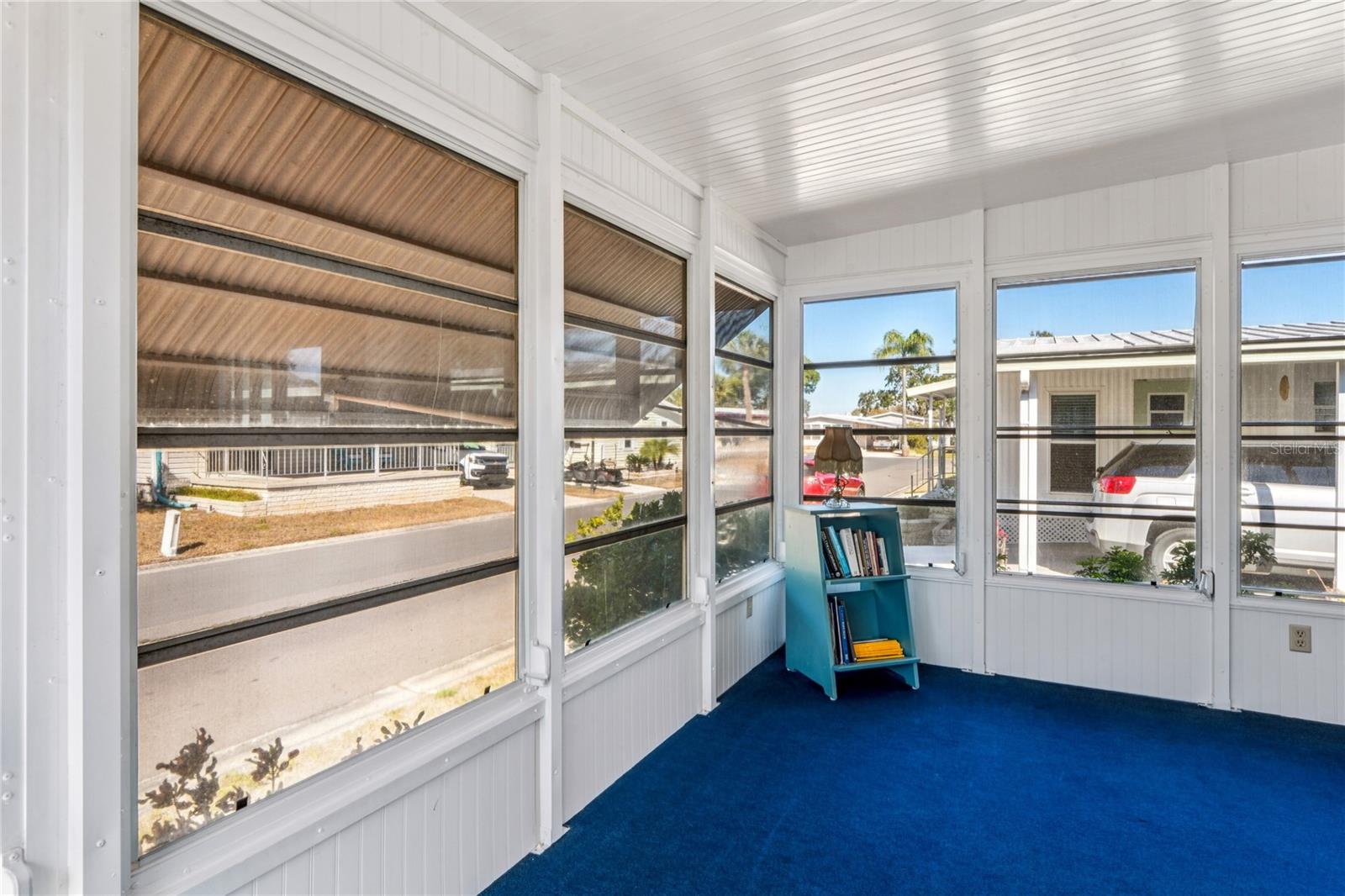 Image 23 of 47 For 7777 46th Avenue N 74