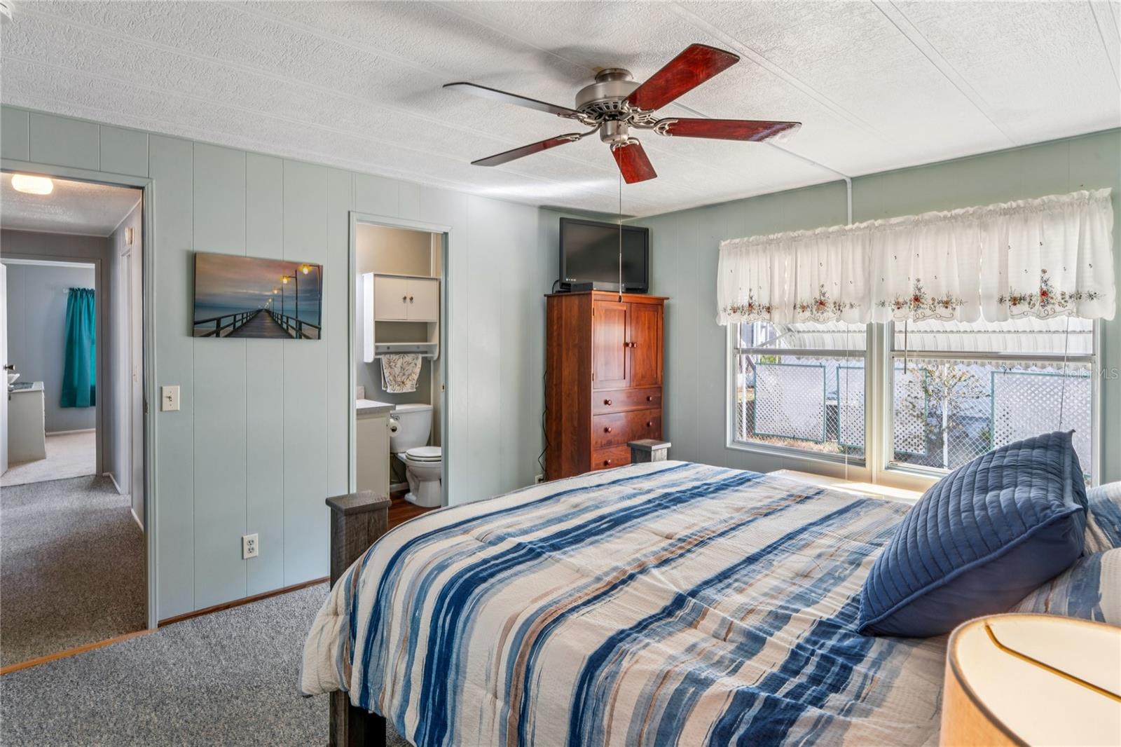 Image 26 of 47 For 7777 46th Avenue N 74