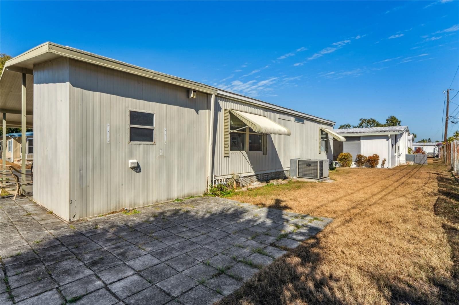 Image 8 of 47 For 7777 46th Avenue N 74