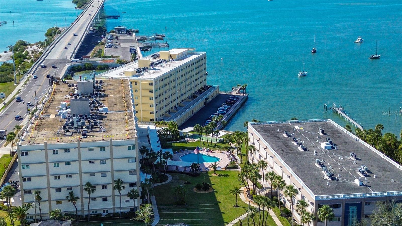 Image 35 of 36 For 100 Bluff View Drive 514a