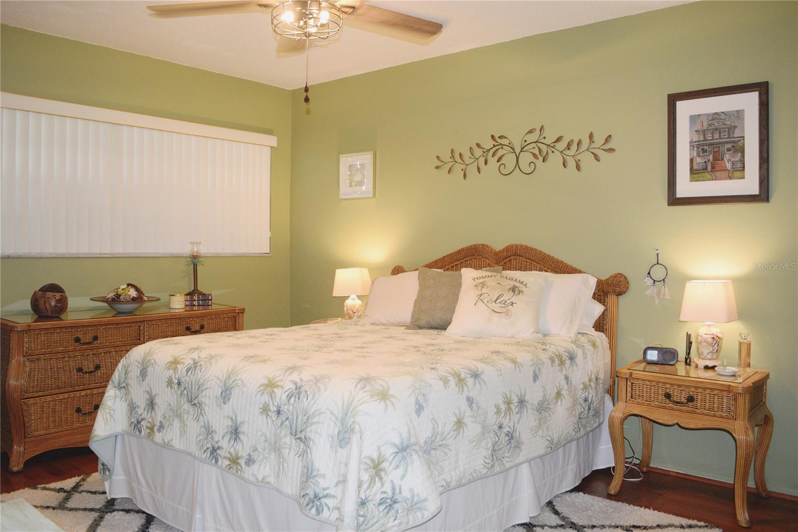 Image 17 of 32 For 1016 De Soto Drive