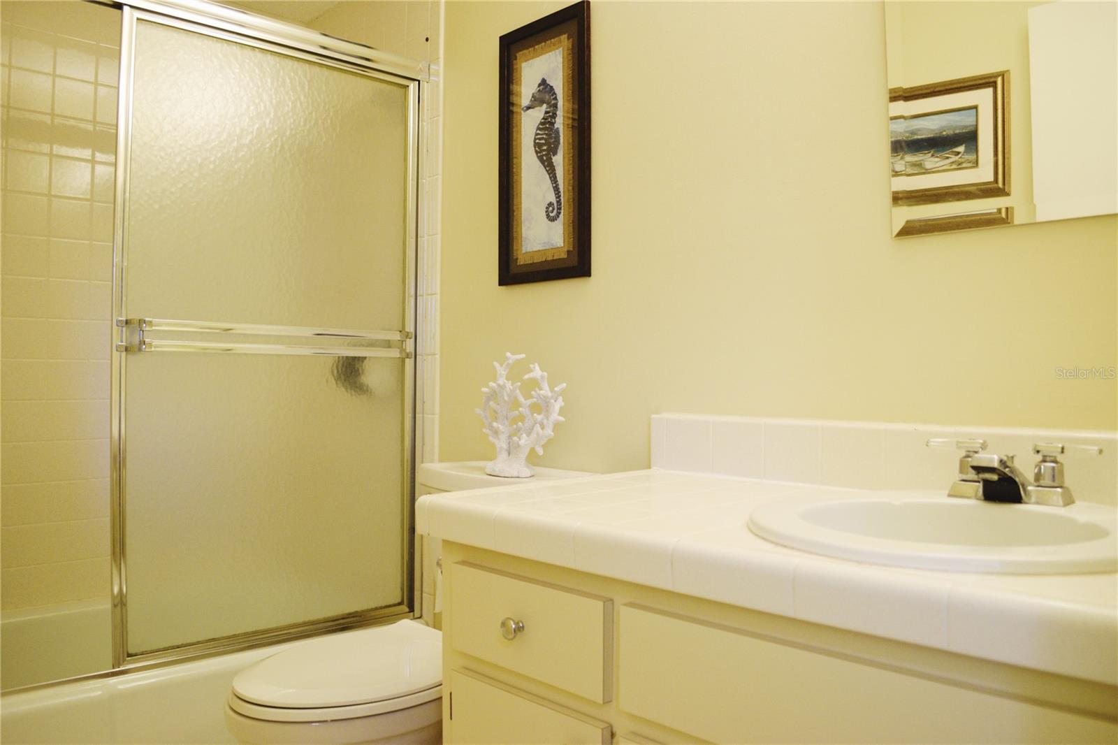 Image 20 of 32 For 1016 De Soto Drive