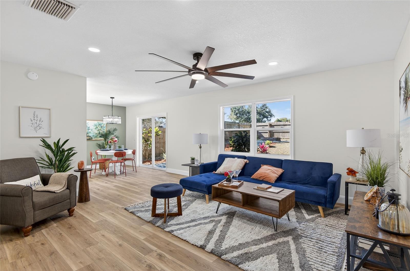 Image 4 of 47 For 228 Regal Park Drive