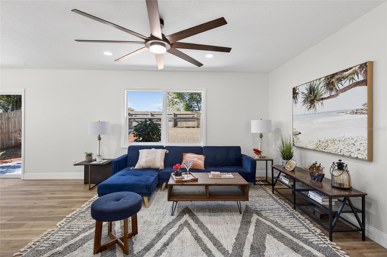 Image 5 of 47 For 228 Regal Park Drive