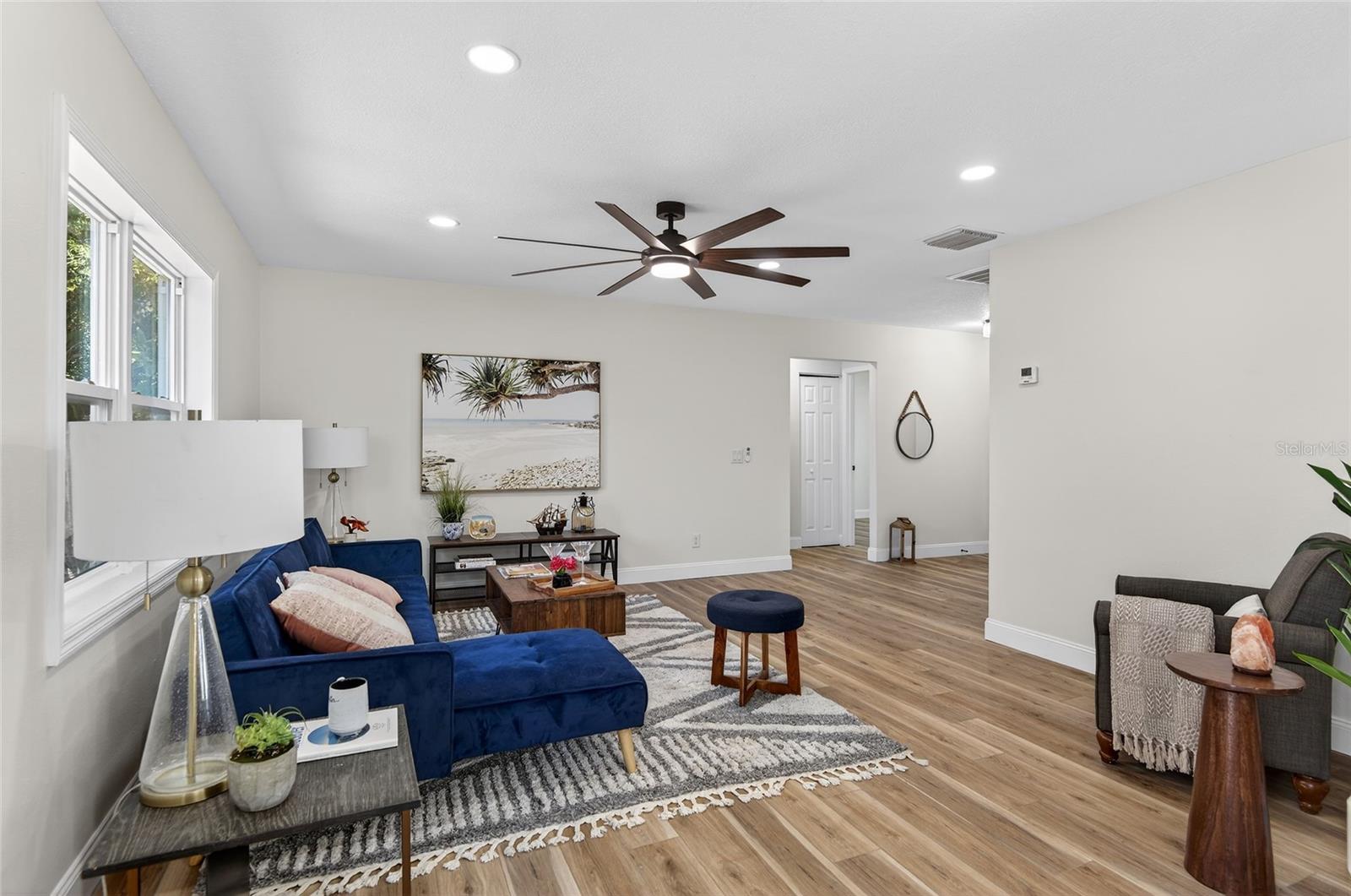 Image 7 of 47 For 228 Regal Park Drive