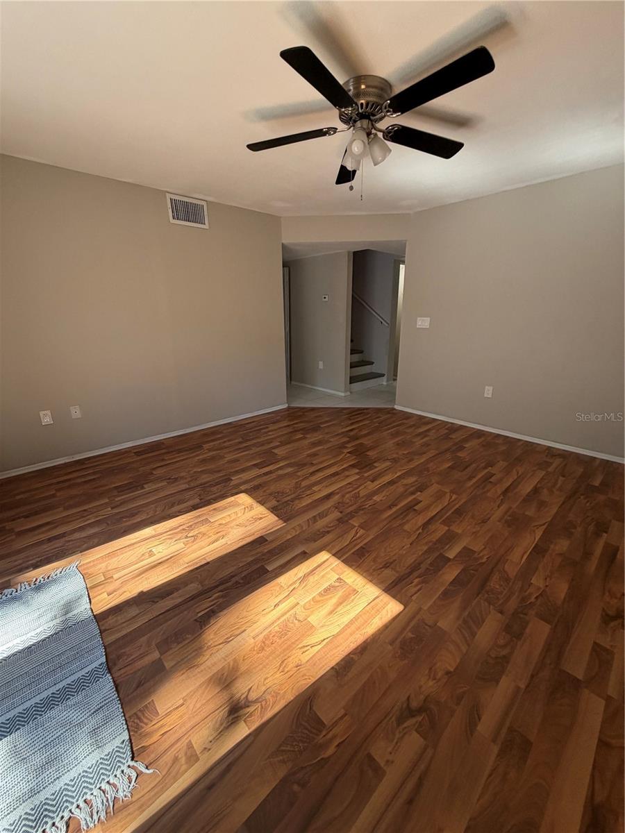 Image 10 of 33 For 799 Fairwood Lane