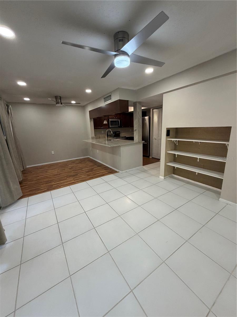 Image 15 of 33 For 799 Fairwood Lane