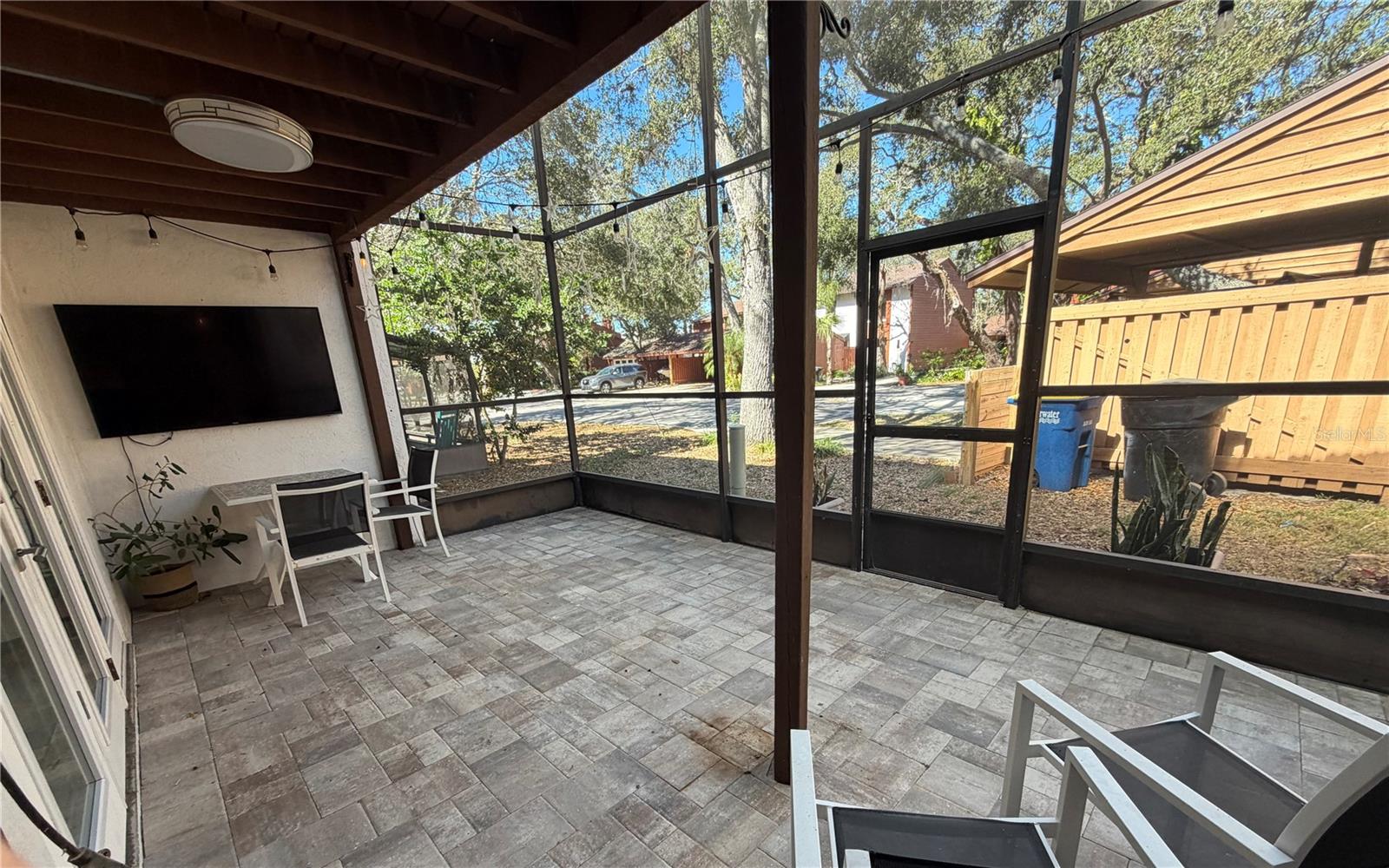 Image 18 of 33 For 799 Fairwood Lane