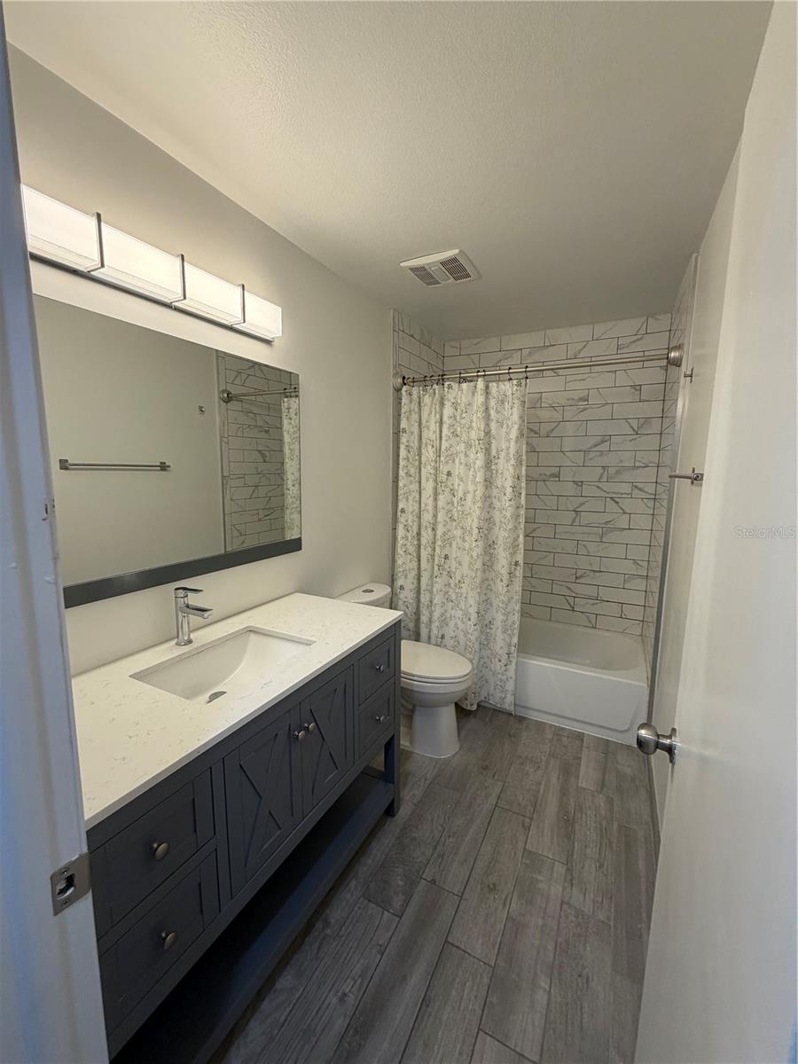 Image 24 of 33 For 799 Fairwood Lane