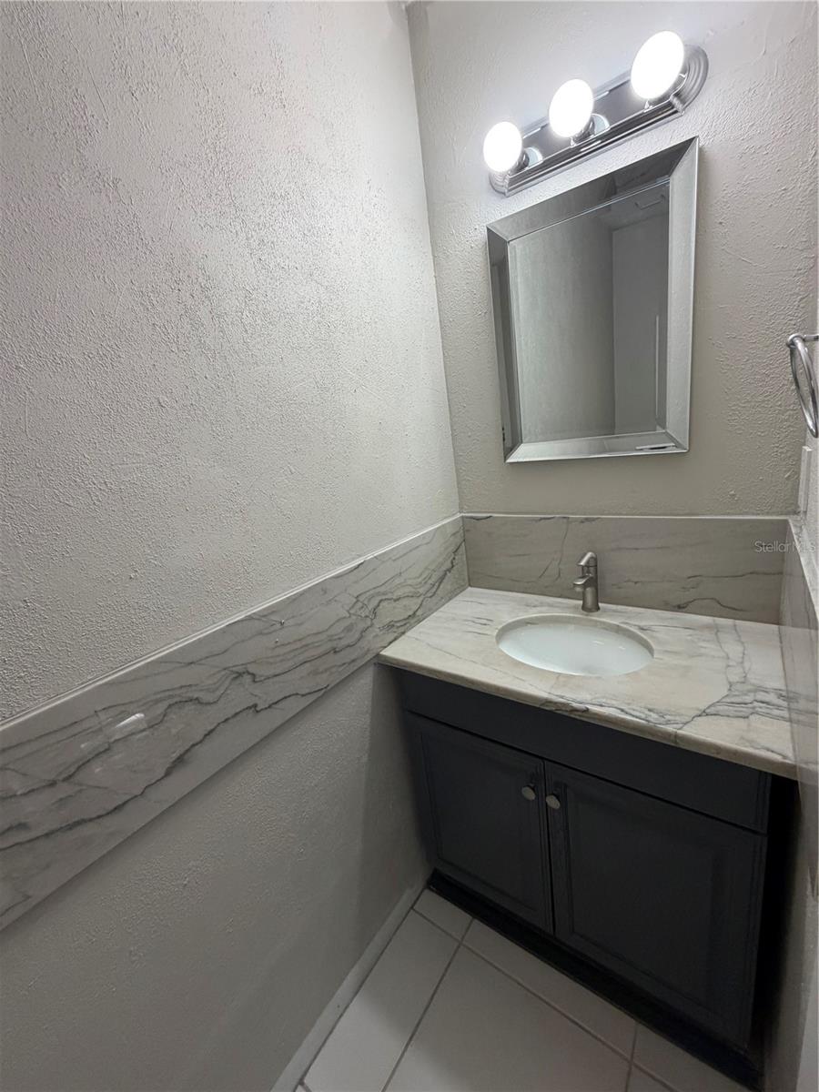 Image 8 of 33 For 799 Fairwood Lane