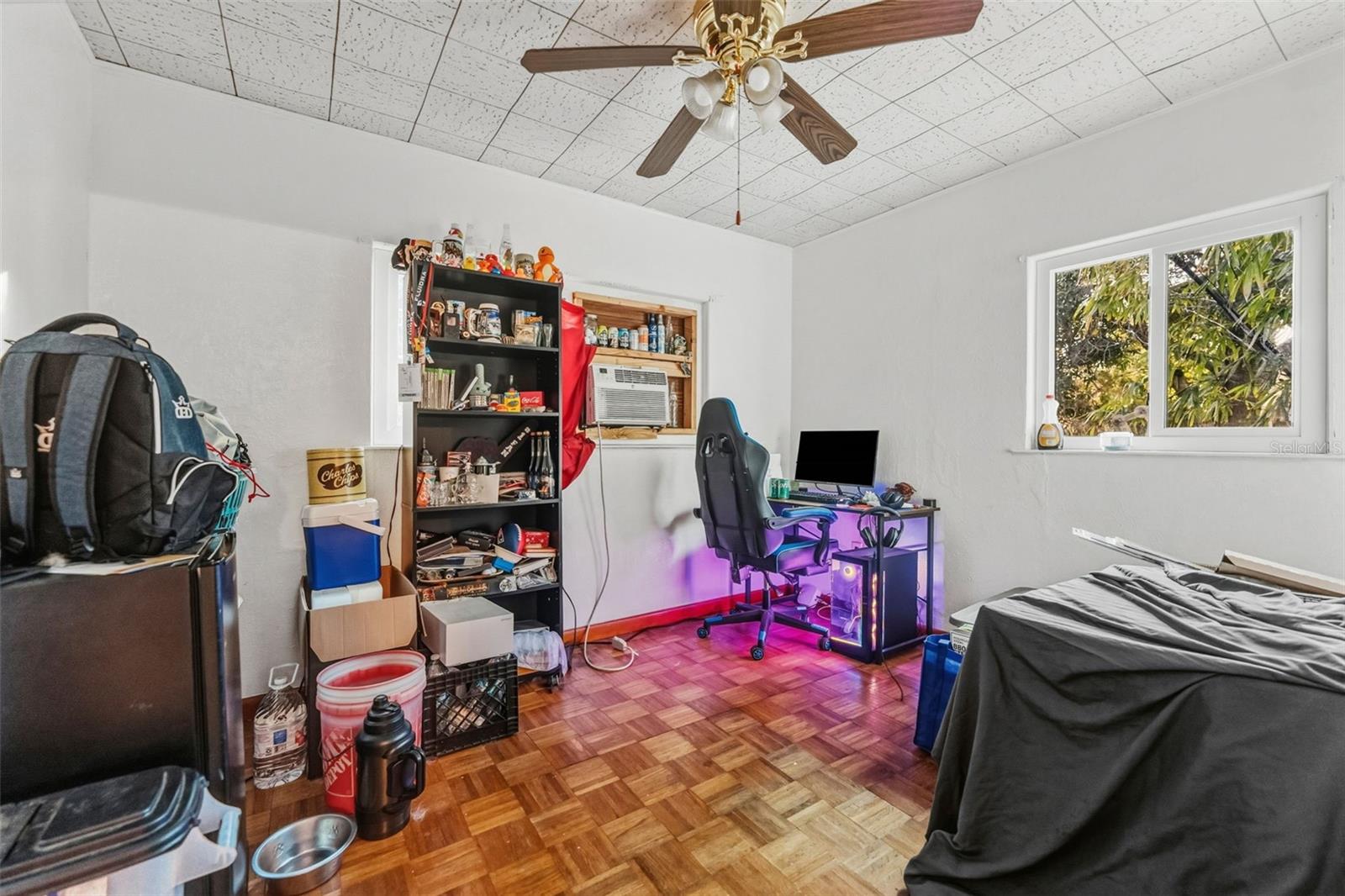 Listing photo id 16 for 5401 21st Avenue S