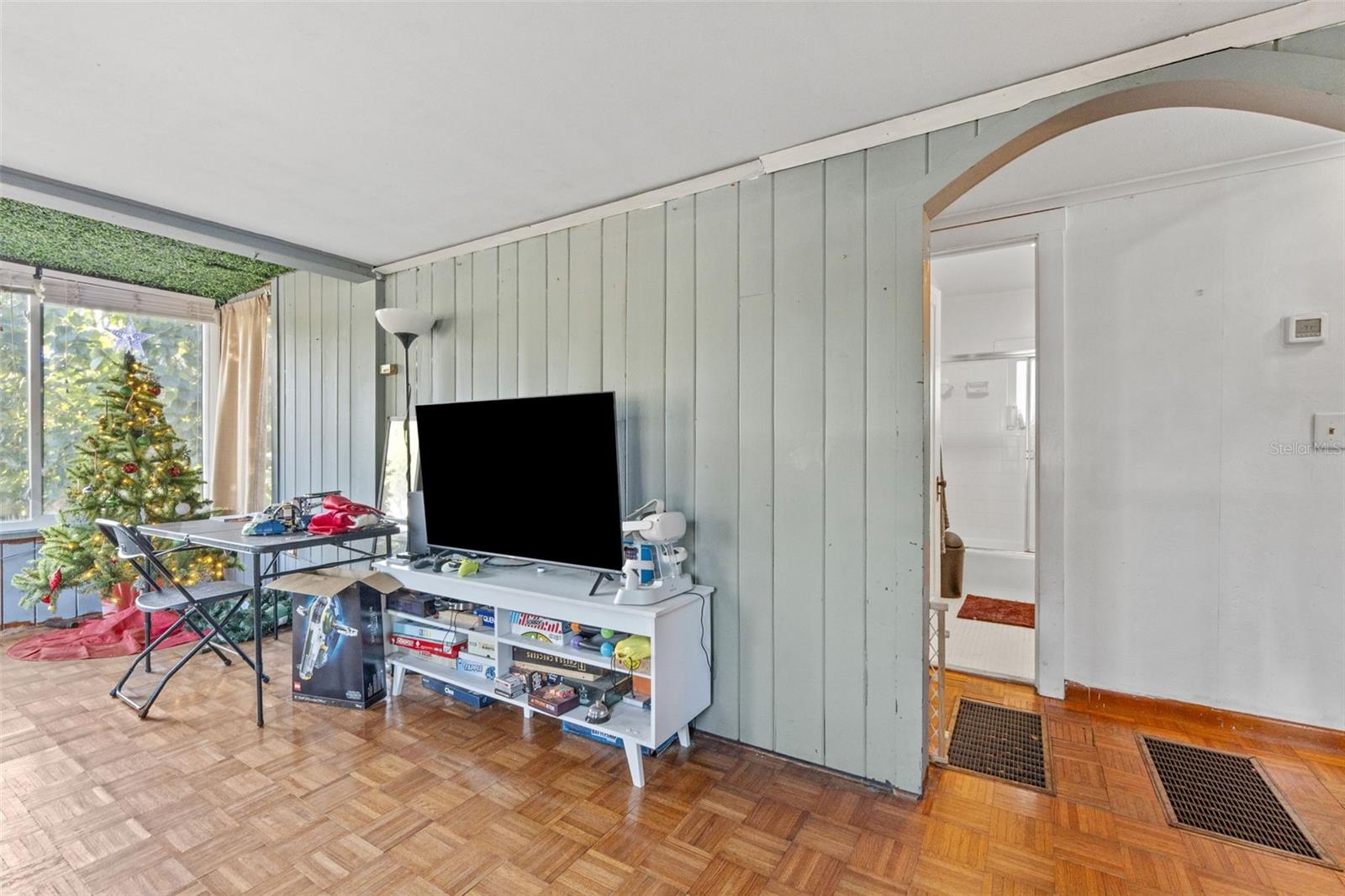 Listing photo id 7 for 5401 21st Avenue S