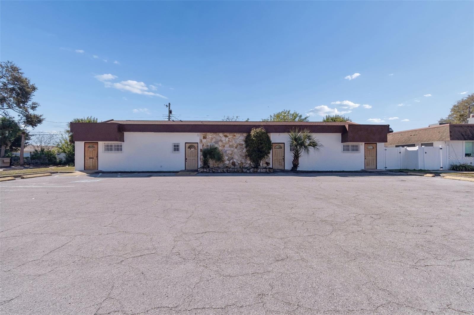 Listing photo id 0 for 1152 62nd Avenue S