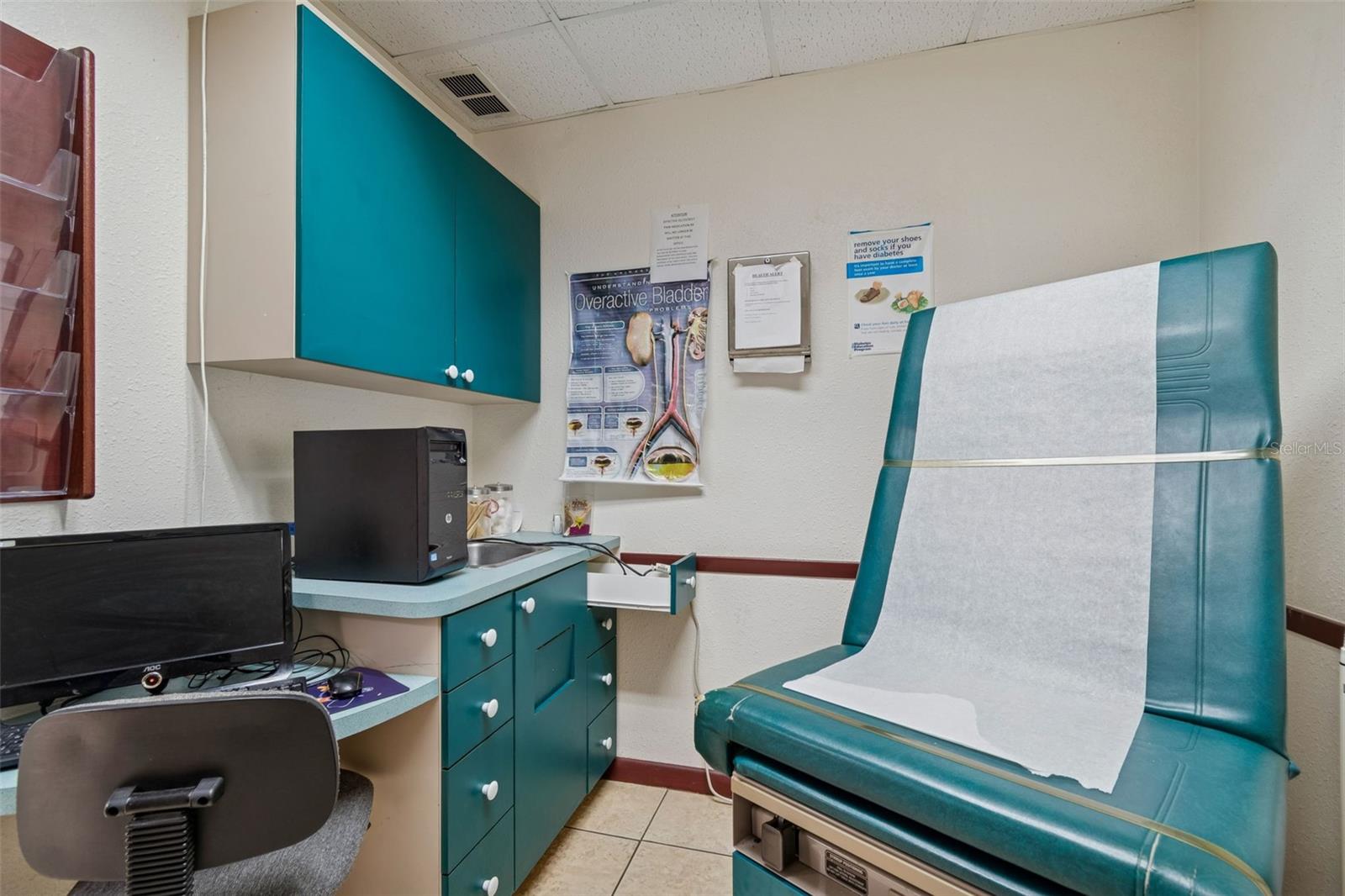 Listing photo id 24 for 1152 62nd Avenue S