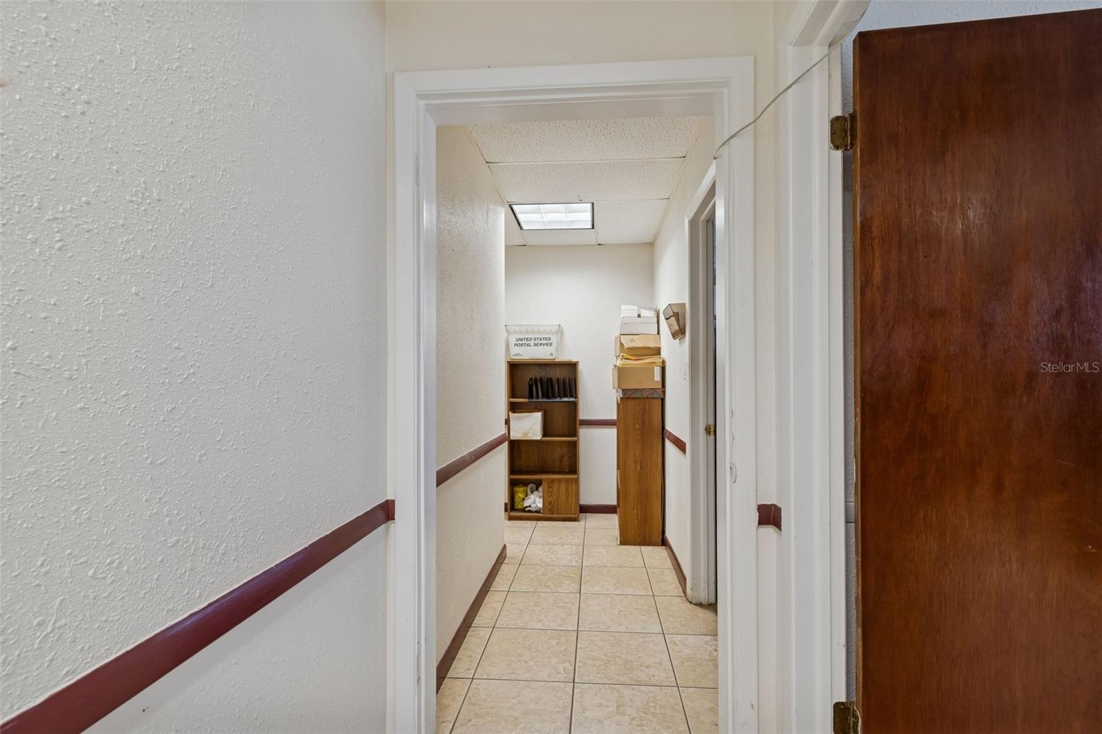 Listing photo id 41 for 1152 62nd Avenue S