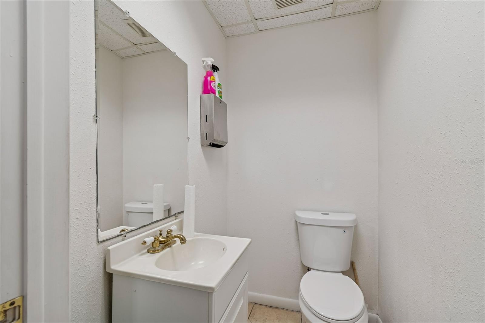 Listing photo id 46 for 1152 62nd Avenue S