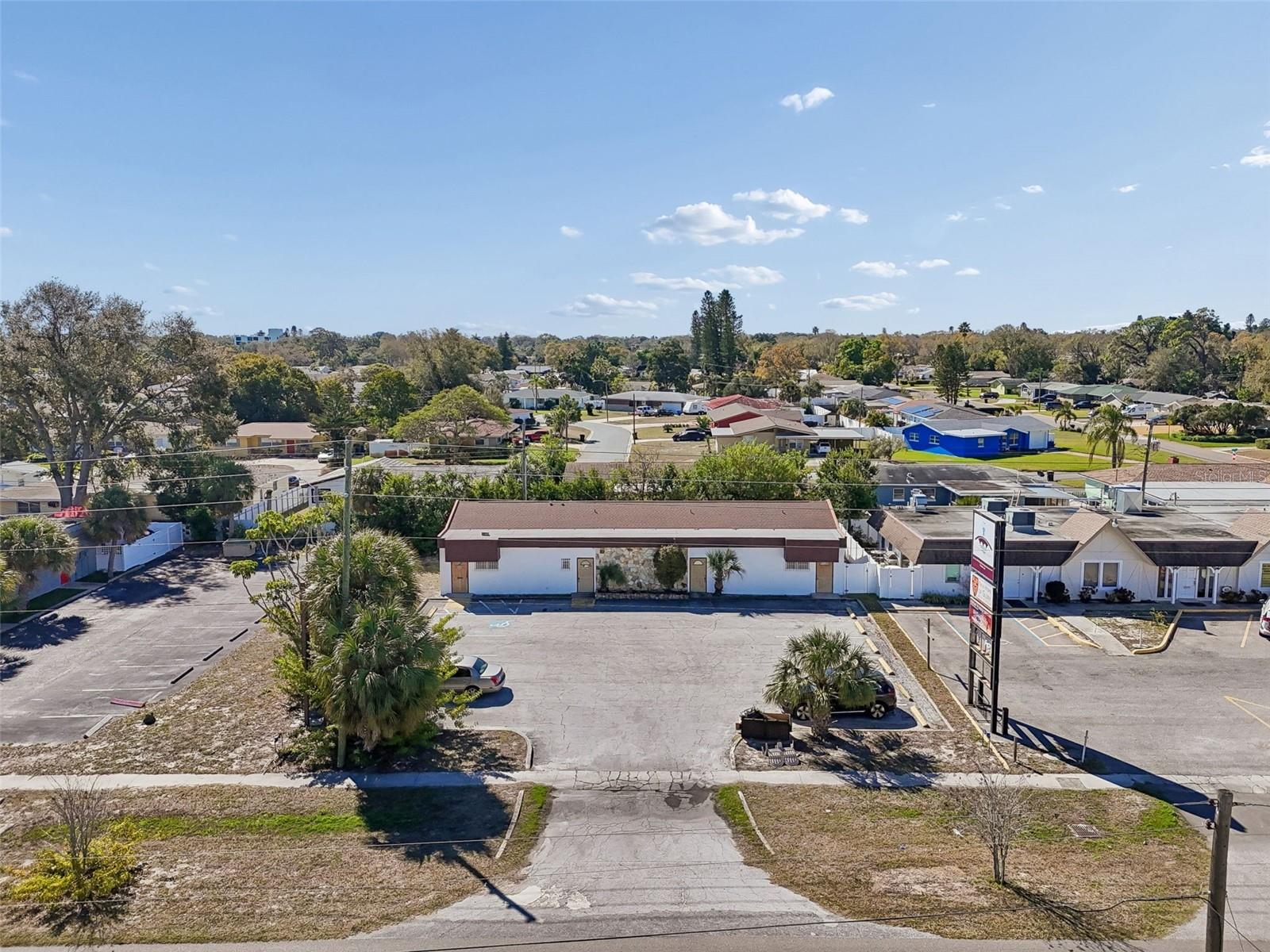 Listing photo id 48 for 1152 62nd Avenue S