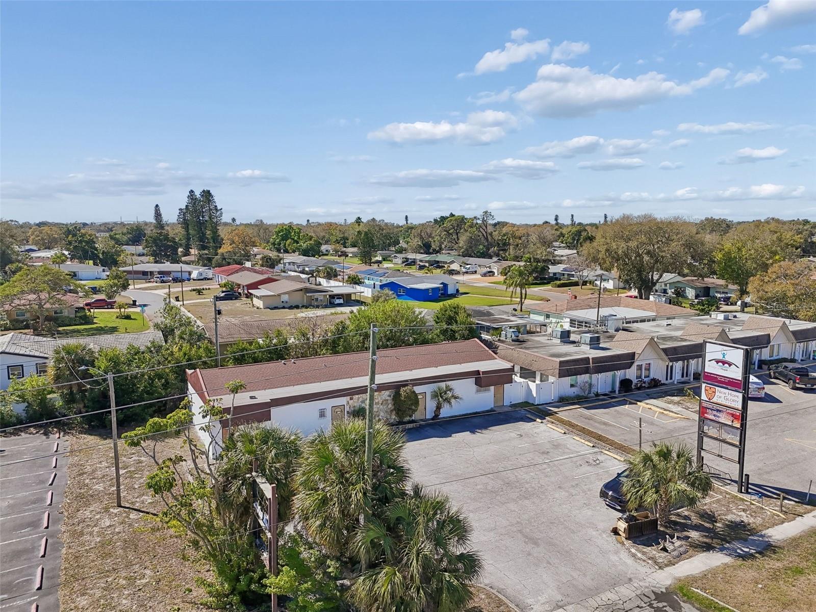 Listing photo id 49 for 1152 62nd Avenue S