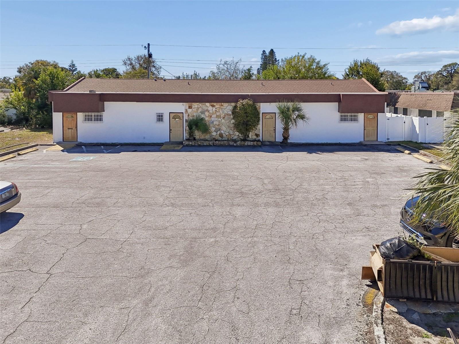 Listing photo id 51 for 1152 62nd Avenue S