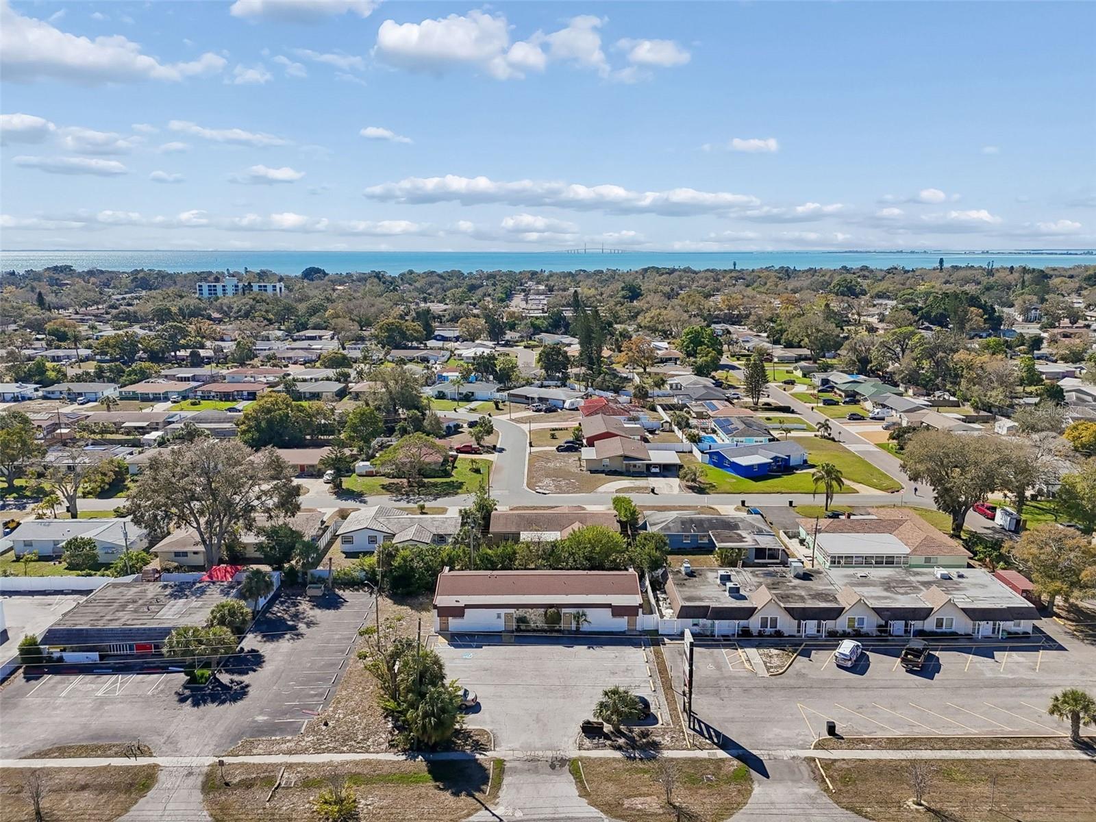 Listing photo id 53 for 1152 62nd Avenue S