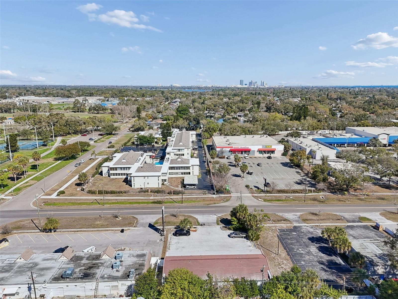 Listing photo id 55 for 1152 62nd Avenue S