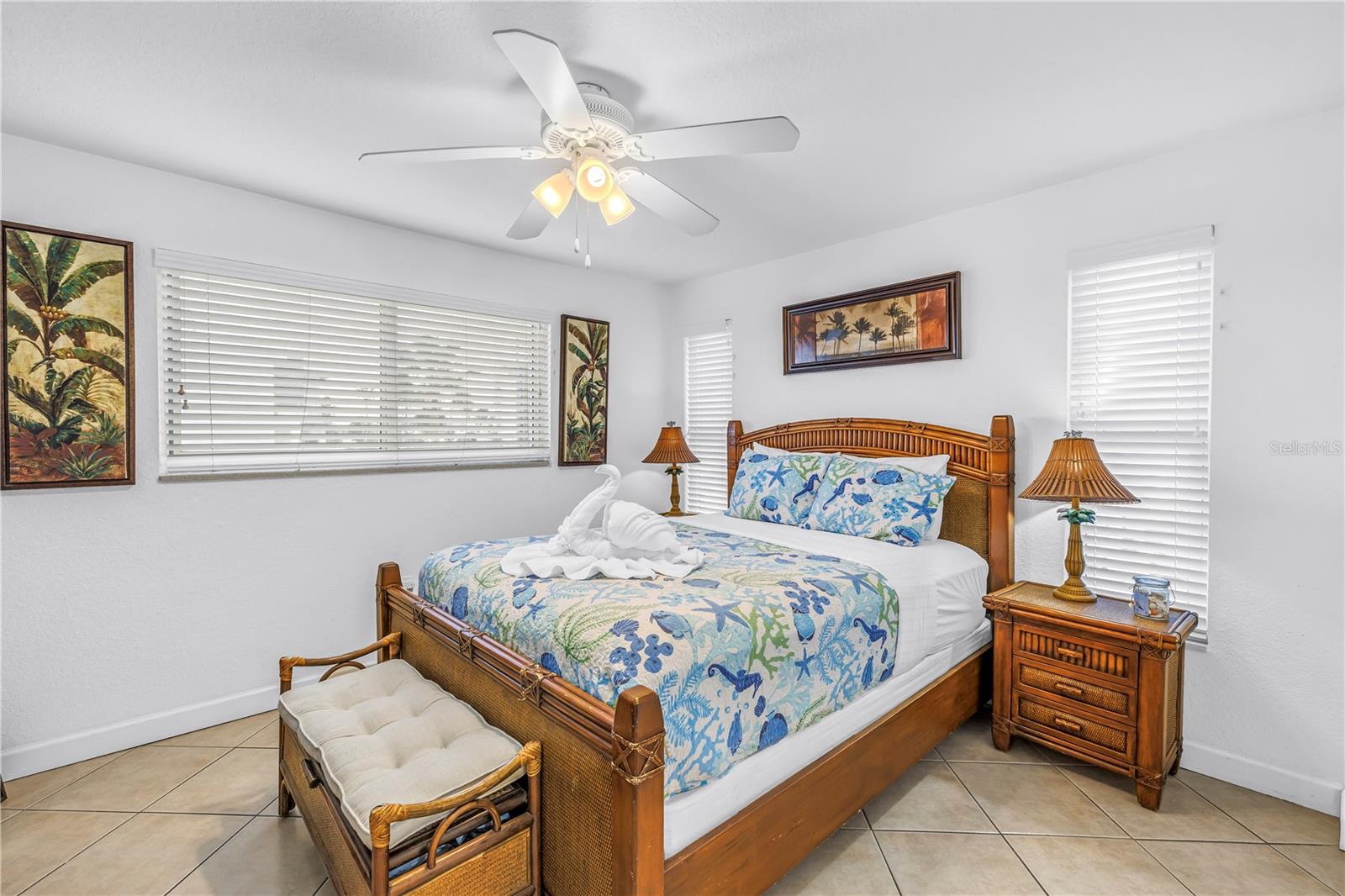 Image 16 of 34 For 10265 Gulf Boulevard B315
