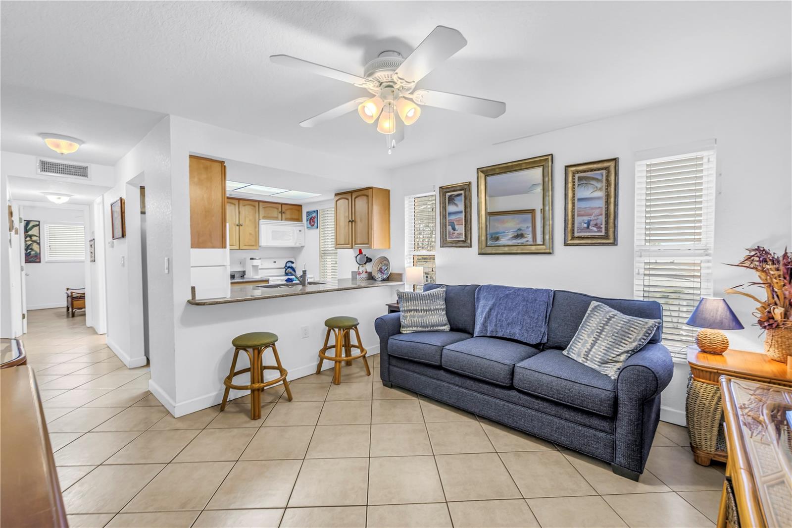 Image 8 of 34 For 10265 Gulf Boulevard B315