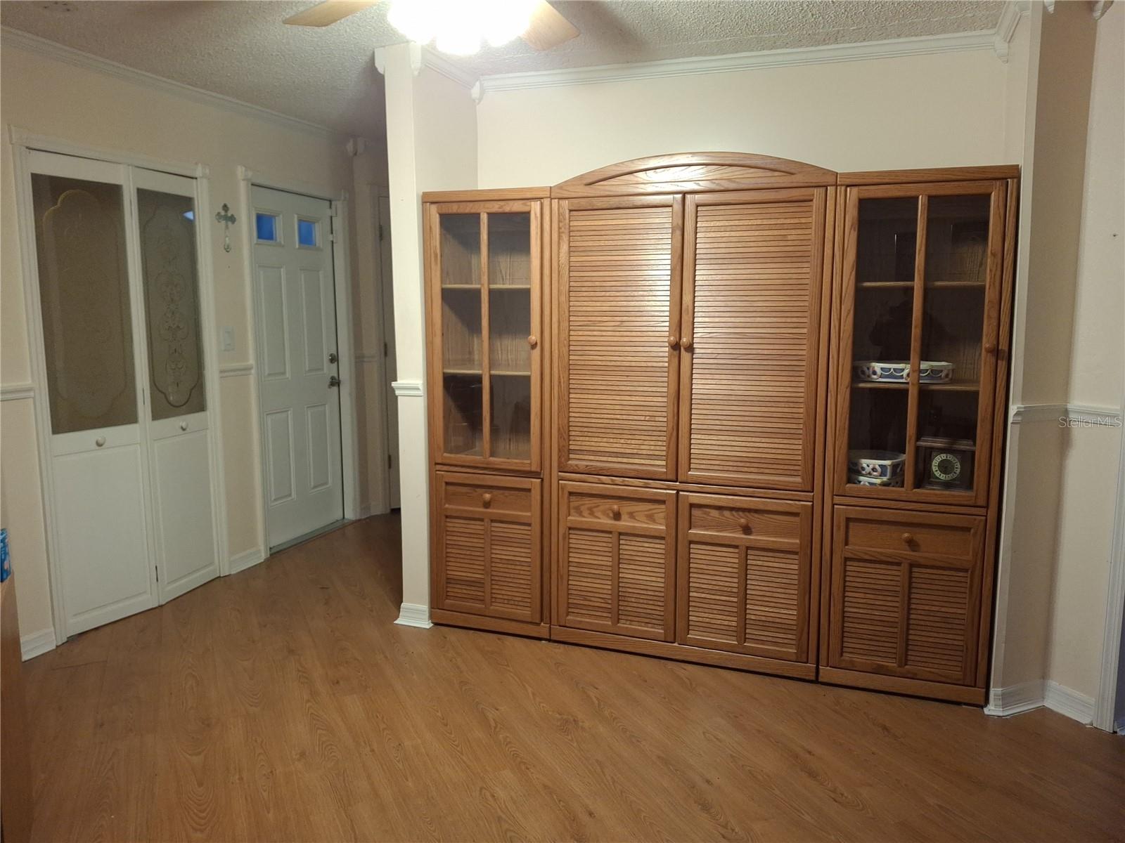 Image 6 of 25 For 9305 120th Lane